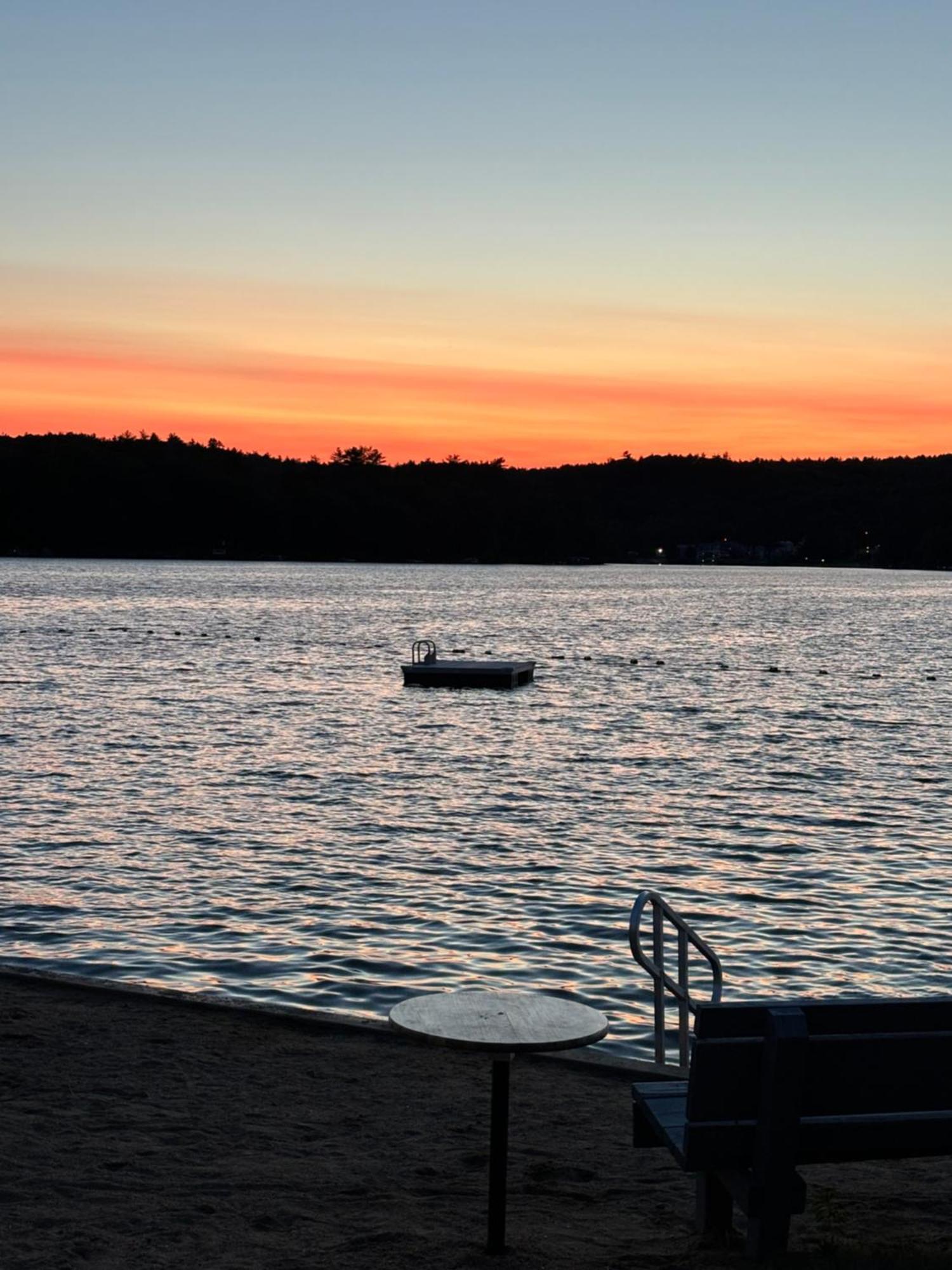 Winnasquam Beach Resort Белмонт Екстер'єр фото